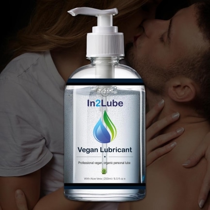 In2Lube Vegan Personal Lubricant 250ml couple kissing
